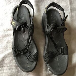 SPYDER Women’s Sandals, Velcro closure, NWOT